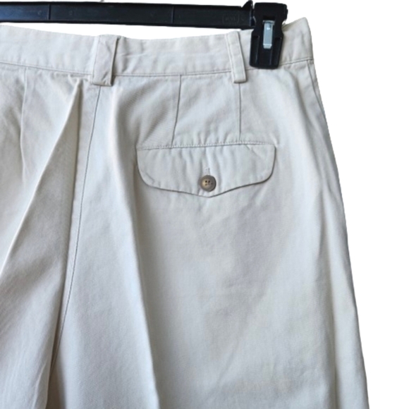 Gap Classic Fit Khaki Off-White/Grey High Waist Shorts 3 Pockets Size 12R - Picture 8 of 15